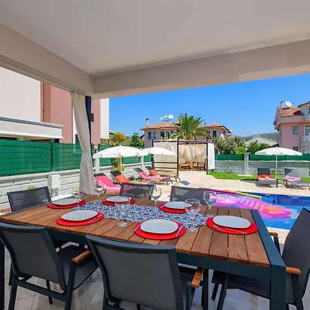 Impressive Villa With A Private Pool In Fethiye فيلة فتحية